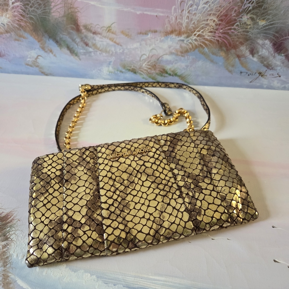 Michael Kors Metallic Snakeskin-Effect Gold Dark Undertone - Picture 2 of 16